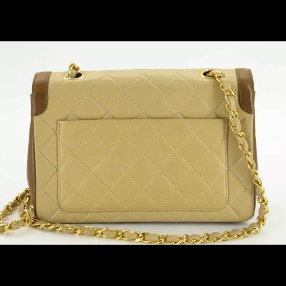 AUTHENTIC CHANEL SINGLE FLAP WITH POUCH - Picture 5 of 12